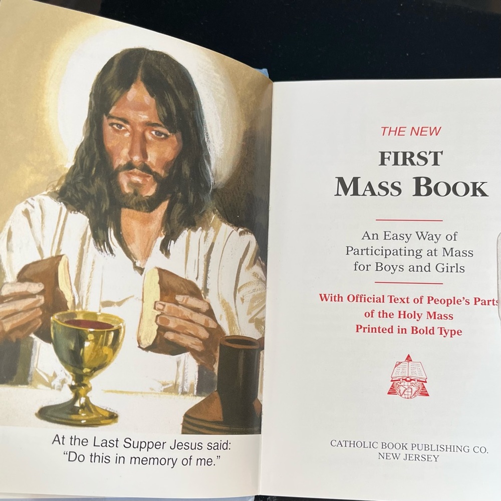 My First Mass Book - Picture 2 of 15